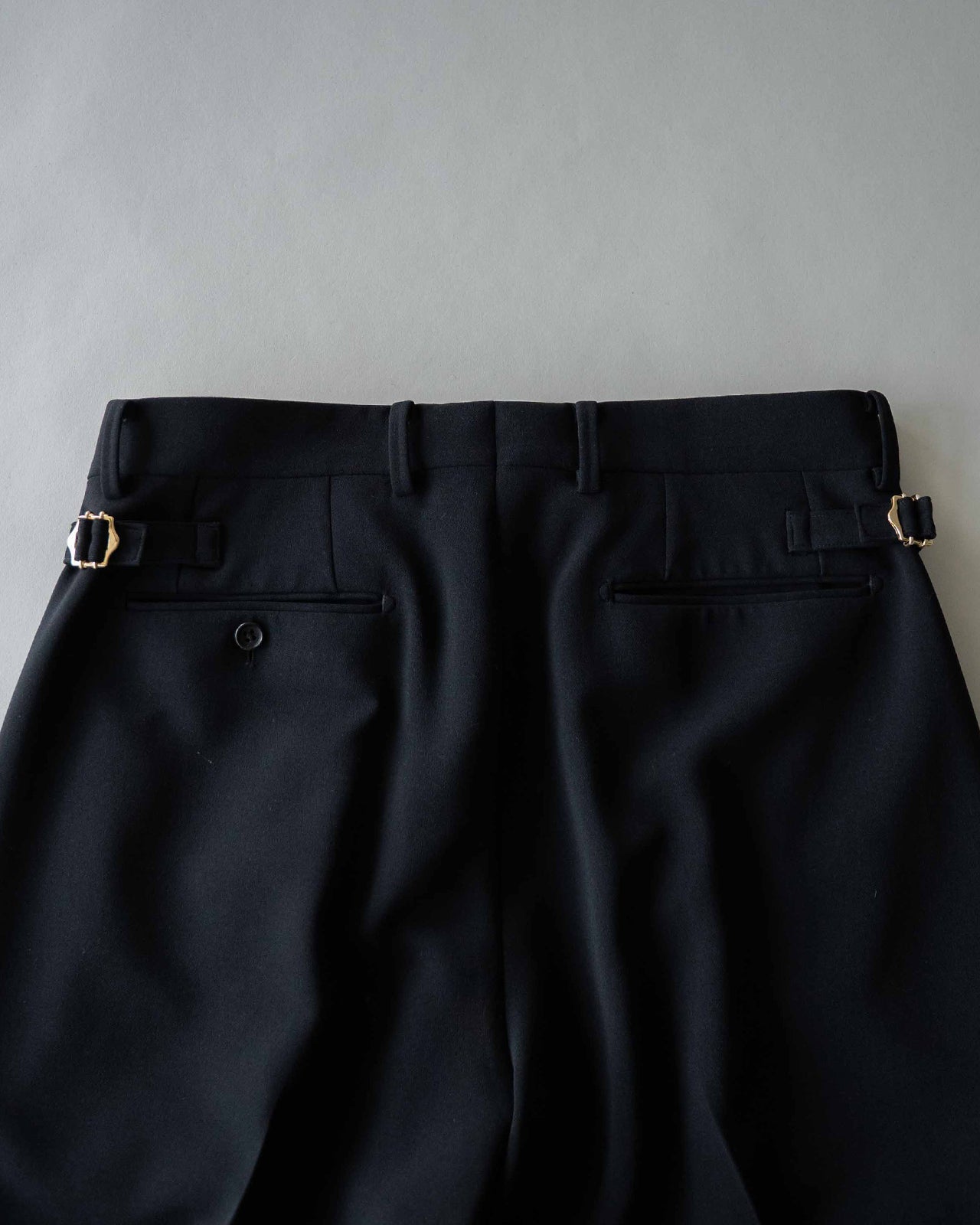 WIDE SEMI-FLARED TROUSERS RM262-005