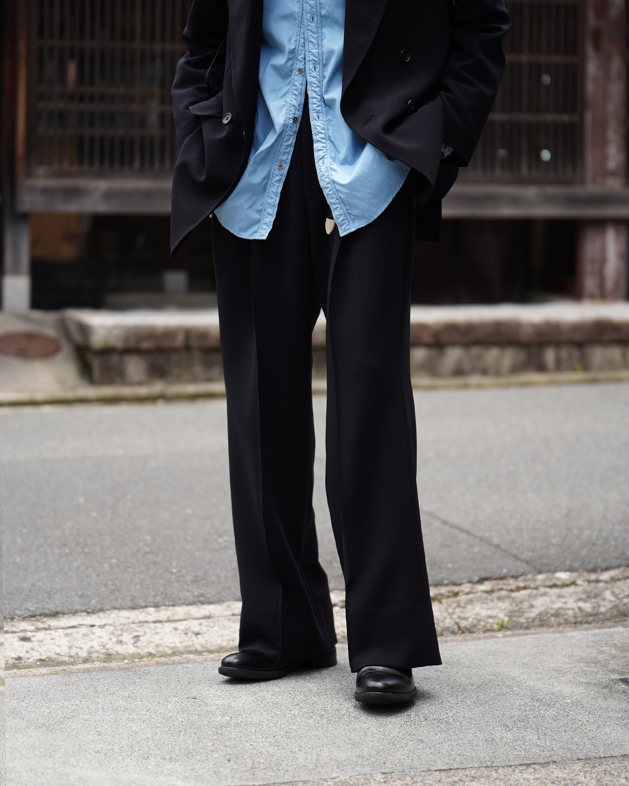 WIDE SEMI-FLARED TROUSERS RM262-005