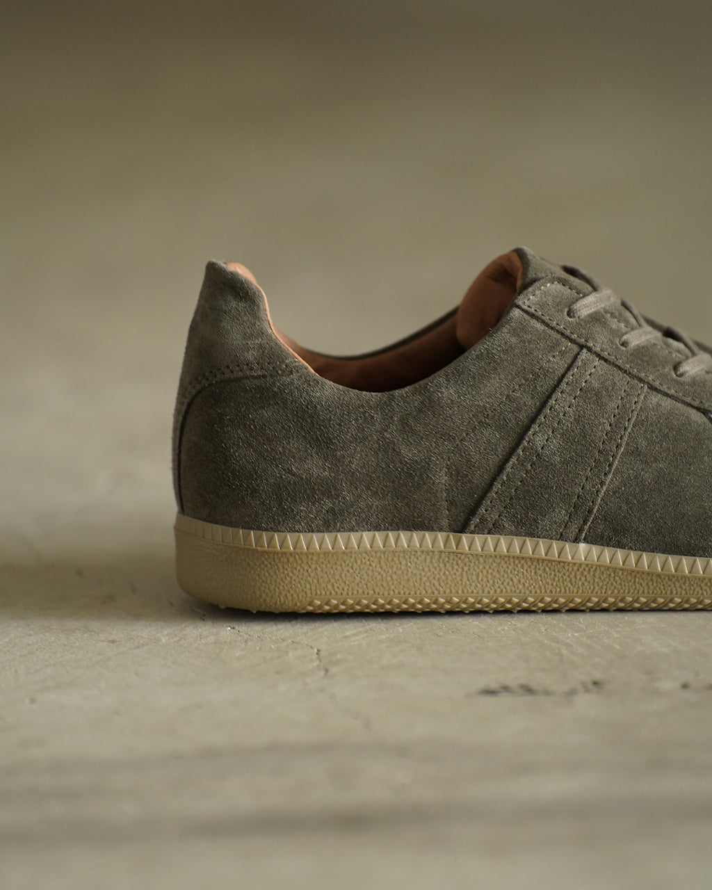 GERMAN MILITARY TRAINER 1700S