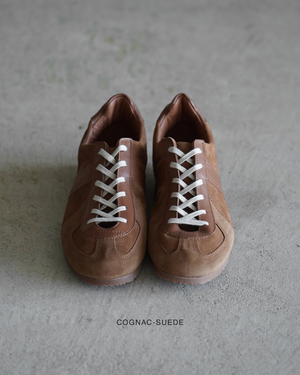 GERMAN MILITARY TRAINER 1714S