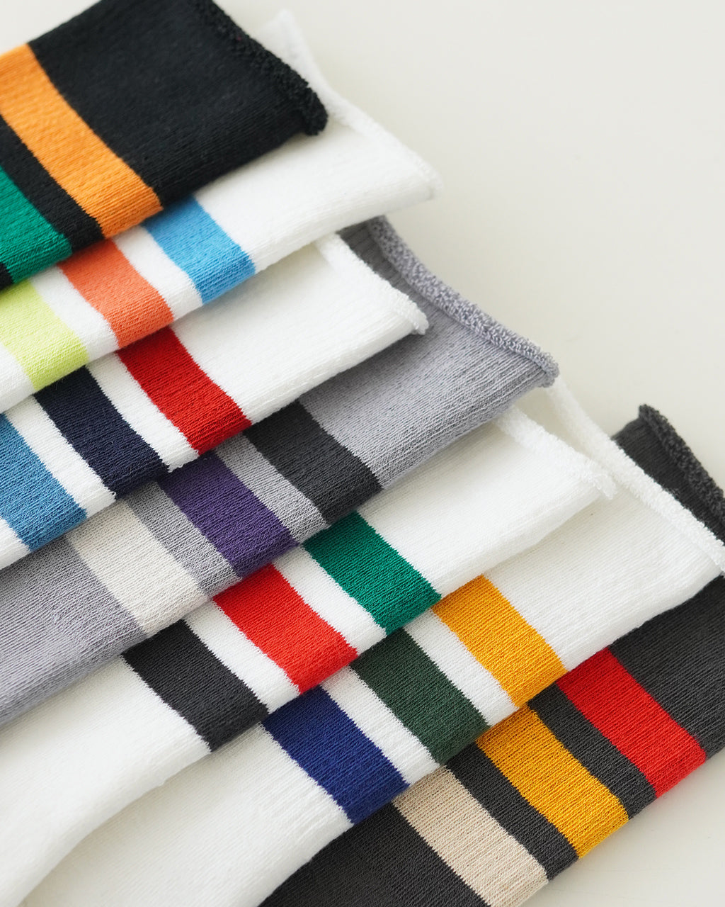 FINE PILE STRIPED CREW SOCKS R1547