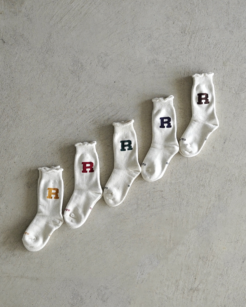 RAFFY SWEAT SOCKS R LOGO R1552