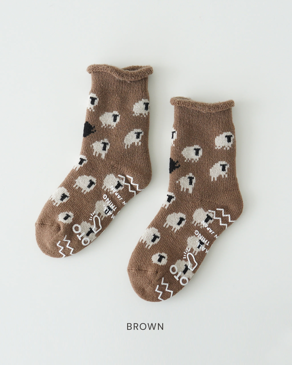 PILE ROOM SOCKS ”SHEEP” R1559