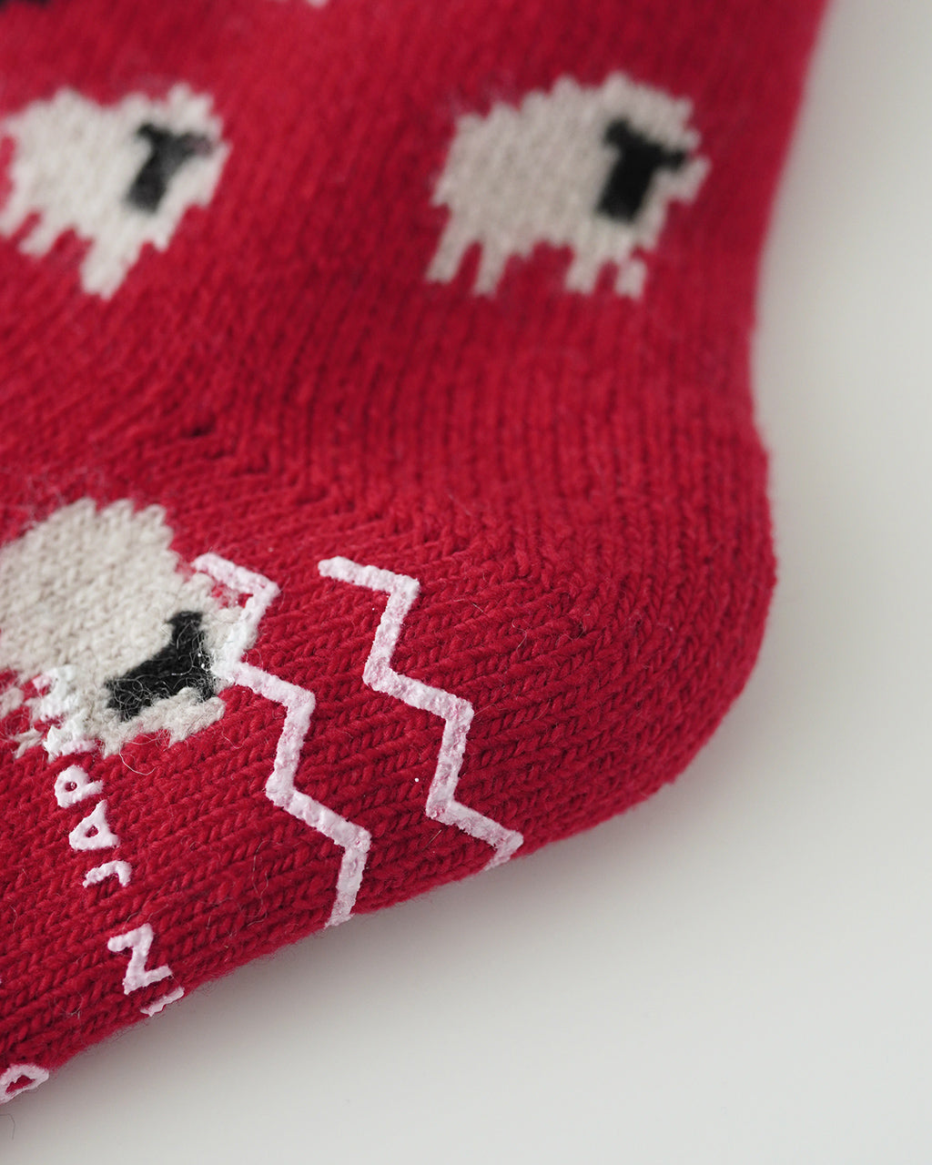PILE ROOM SOCKS ”SHEEP” R1559