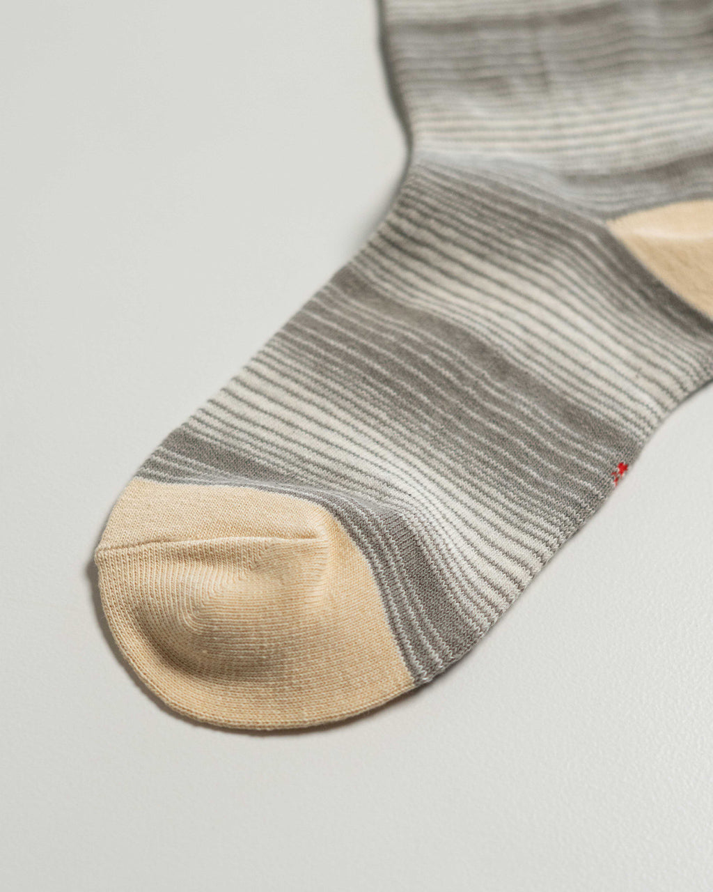 |outlet| HORIZONTAL STRIPE CREW SOCKS R1580-SS25