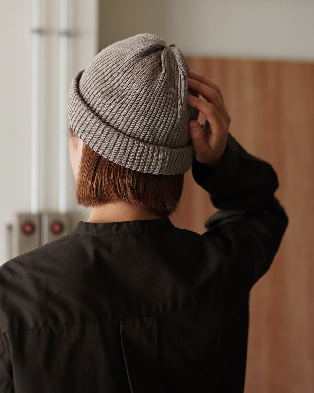 COTTON ROLL UP BEANIE R5021