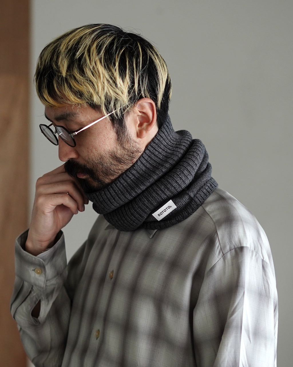 EXTRA FINE MERINO SEAMLESS SNOOD R5158