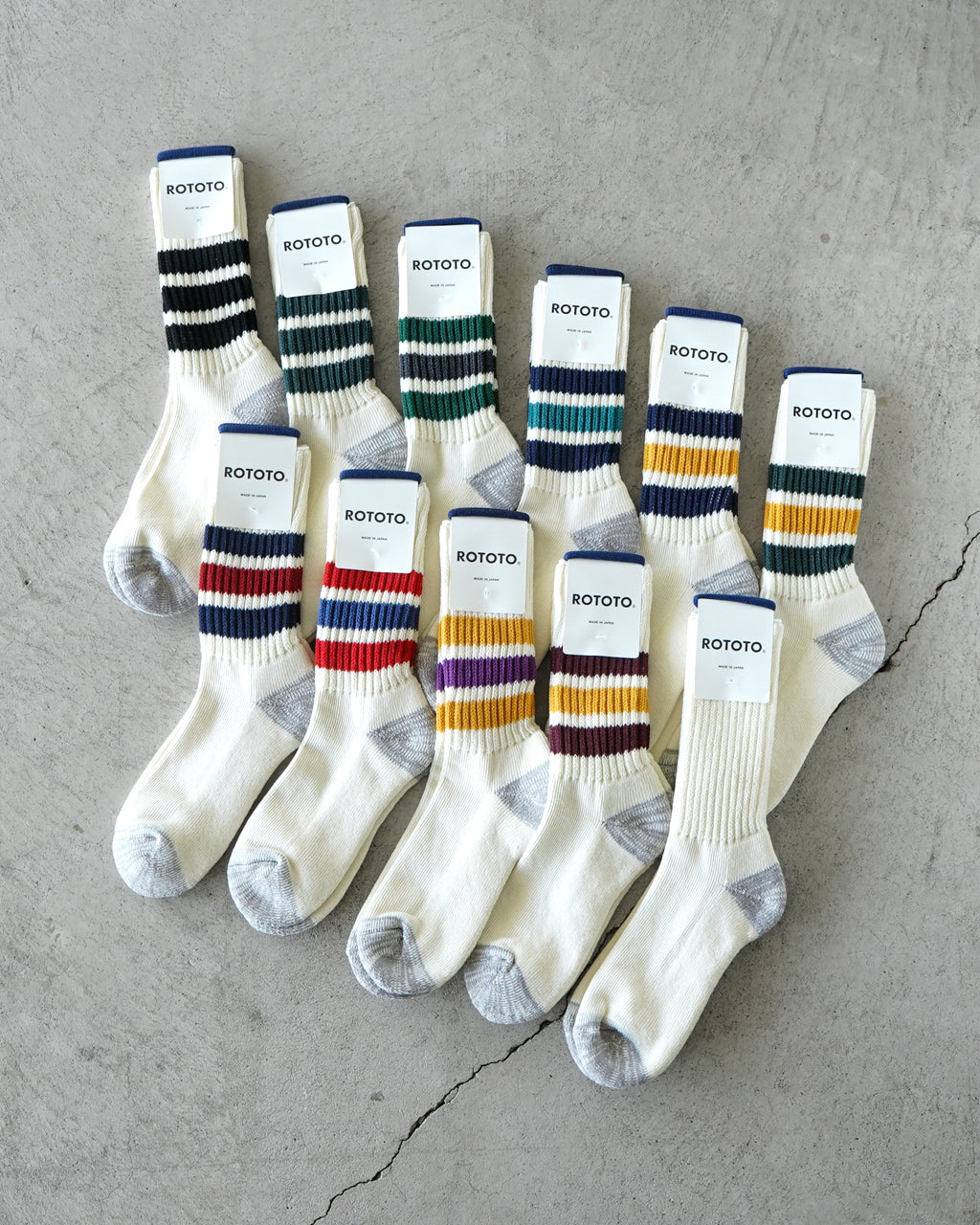 ROTOTO COARSE RIBBED OLDSCHOOL CREW SOCKS R1255