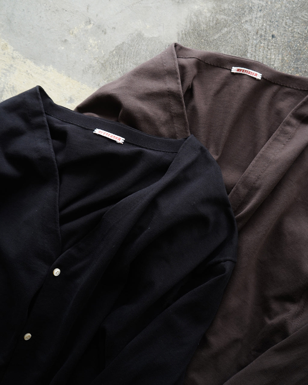 【アウトレット!20%OFF】Vネック カーディガン ASTOR CARDIGAN 薄手 羽織 アスター 10082500 【送料無料】