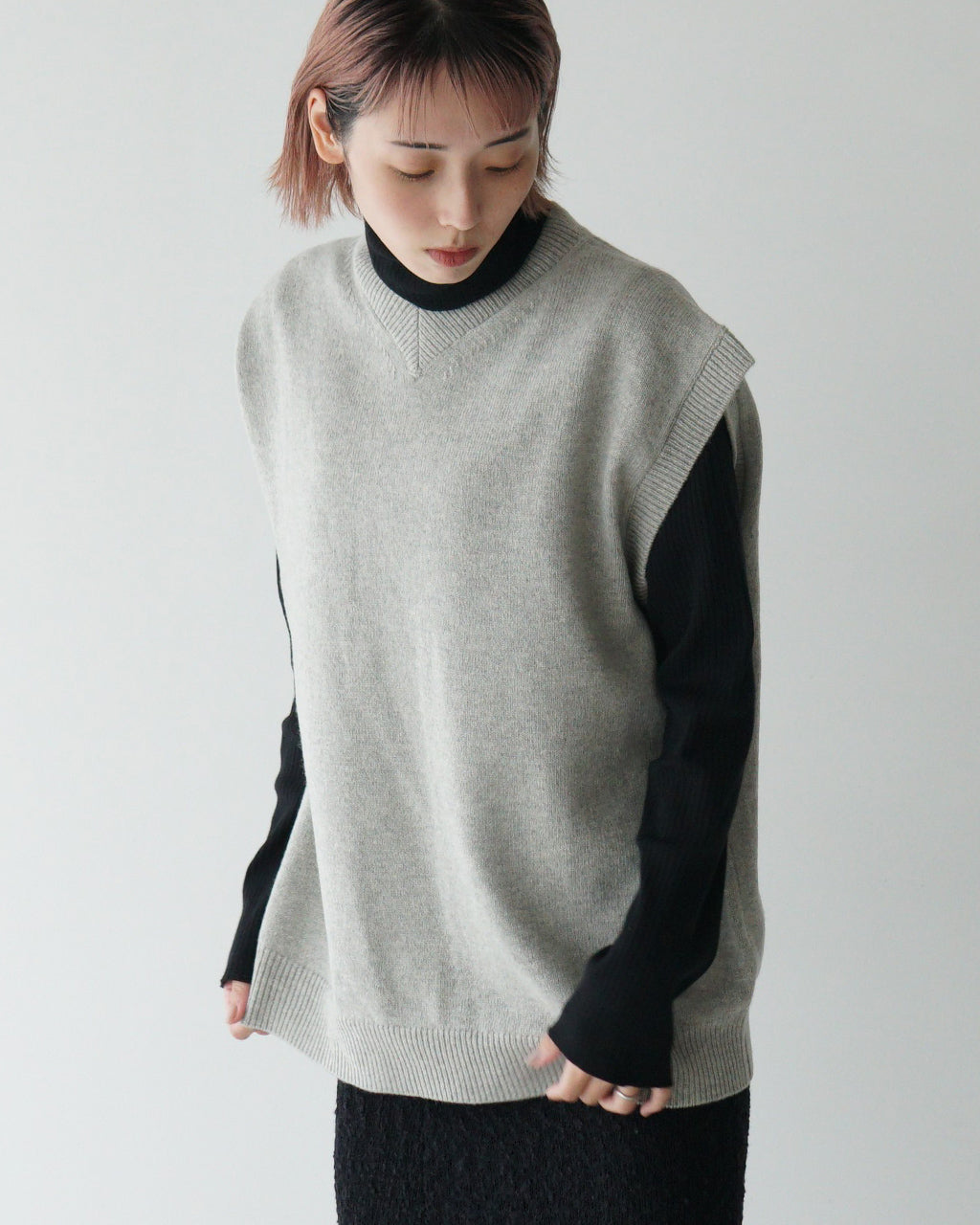 【アウトレット!50%OFF】RYETENDER Vネック ベスト CHELSEA VEST ウール ニット R22-02-01-009