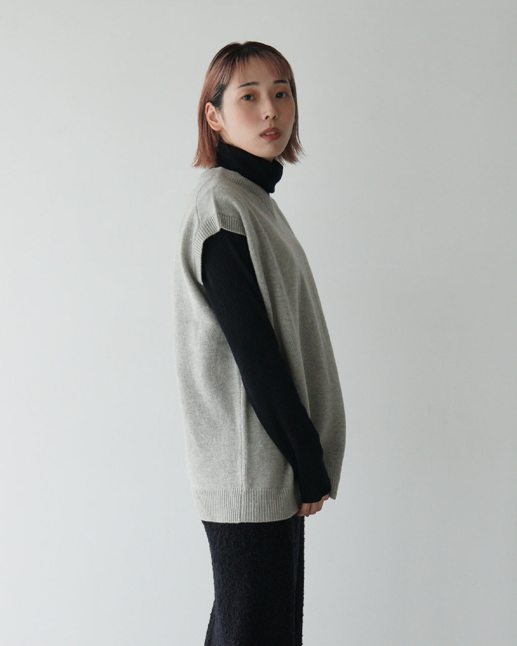 【アウトレット!50%OFF】RYETENDER Vネック ベスト CHELSEA VEST ウール ニット R22-02-01-009