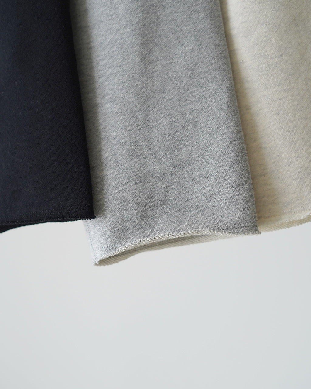 EXTRA FINE FLEECE CROPPED TOP 126141091