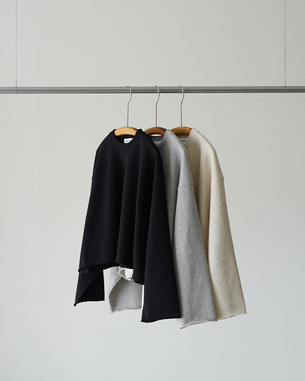 EXTRA FINE FLEECE CROPPED TOP 126141091