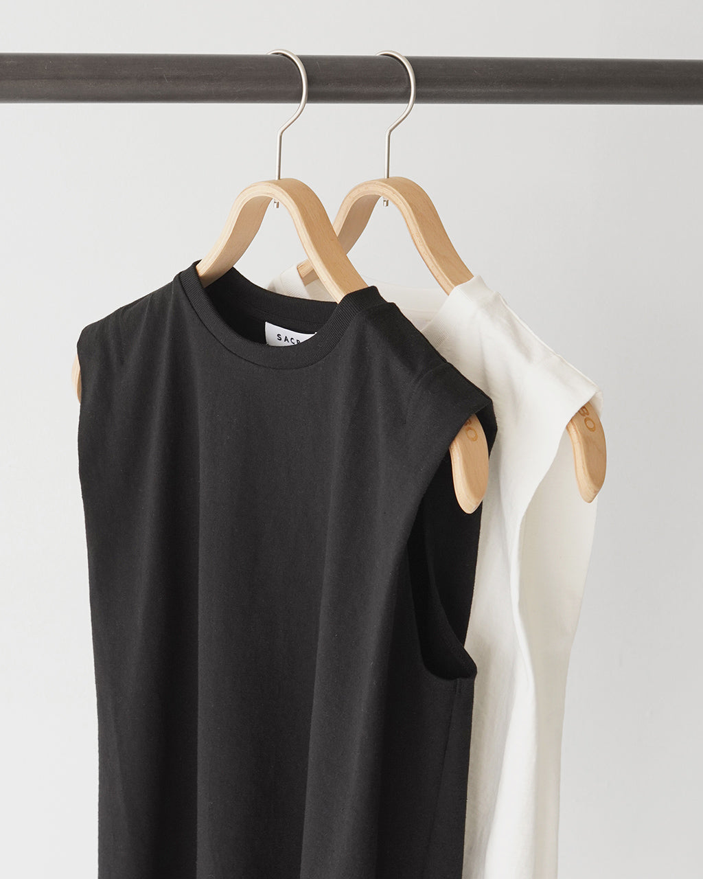 【SALE!30%OFF】ノースリーブ Tシャツ VINTAGE H.GRADE COTTON TOP コットン クルーネック スリット ラウンドヘム 125246091 体型カバー ドライタッチ 洗練シルエット