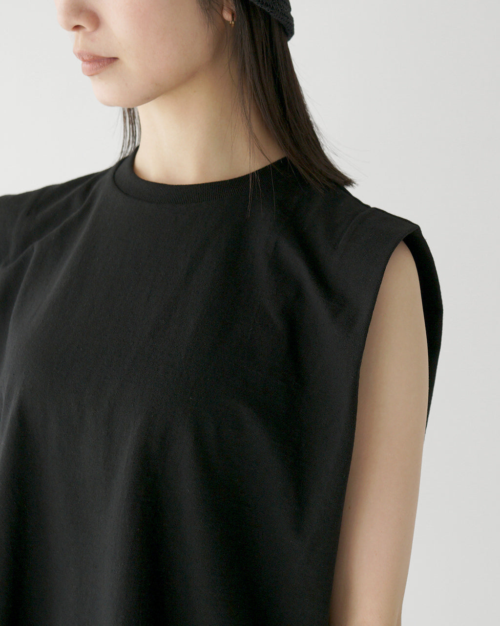 【SALE!30%OFF】ノースリーブ Tシャツ VINTAGE H.GRADE COTTON TOP コットン クルーネック スリット ラウンドヘム 125246091 体型カバー ドライタッチ 洗練シルエット