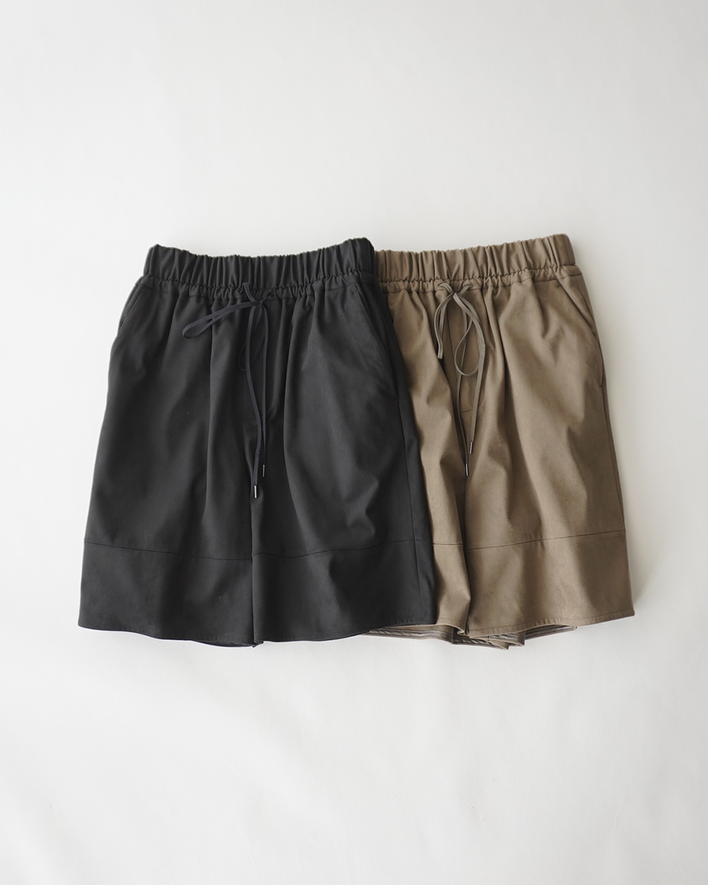 SYNTHETIC SUEDE SHORTS 126520111