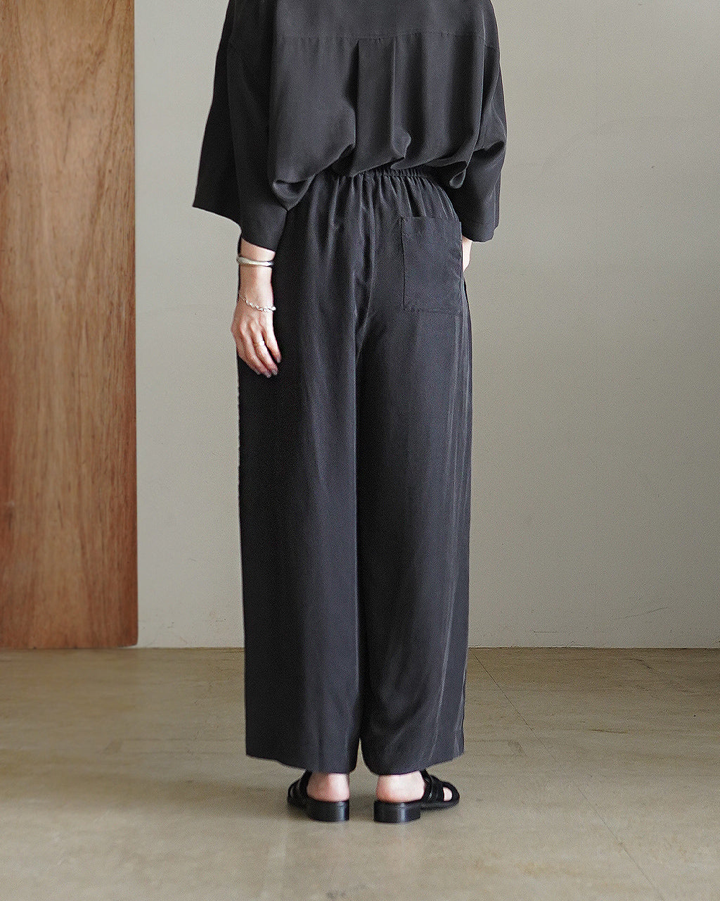 PREMIUM SILK SANDWASH PANTS 126207113