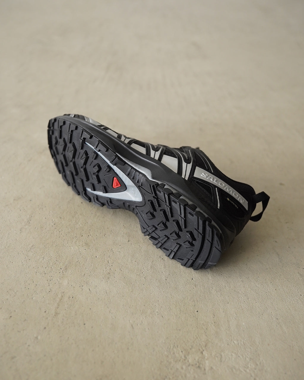 SALOMON 살로몬 XA PRO 3D GTX 스포츠 스타일 슈즈 고어 텍스 스니커 L47587500【무료우송】