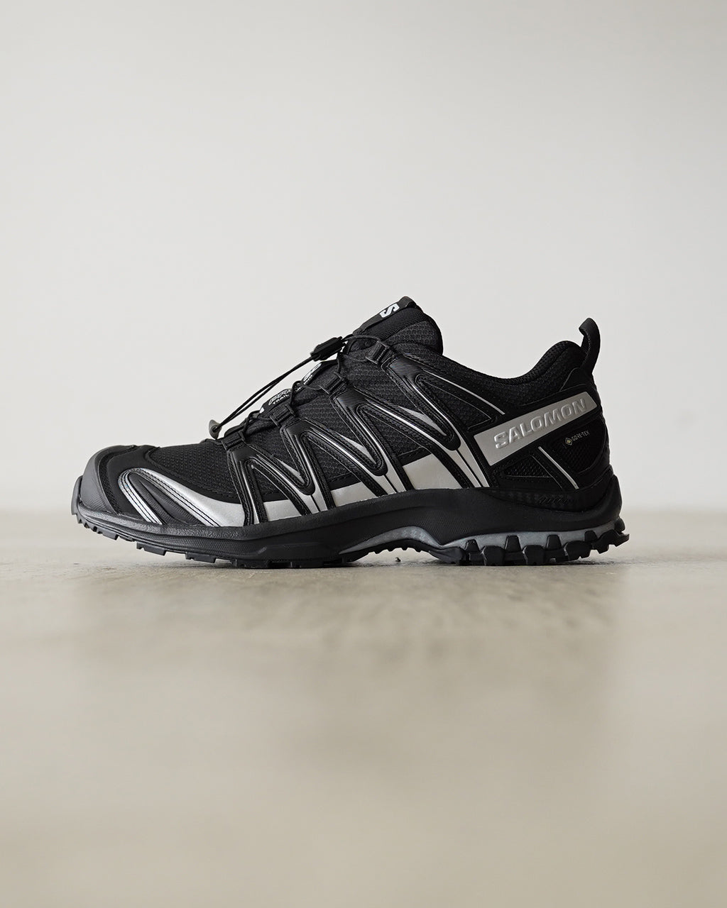 SALOMON 살로몬 XA PRO 3D GTX 스포츠 스타일 슈즈 고어 텍스 스니커 L47587500【무료우송】