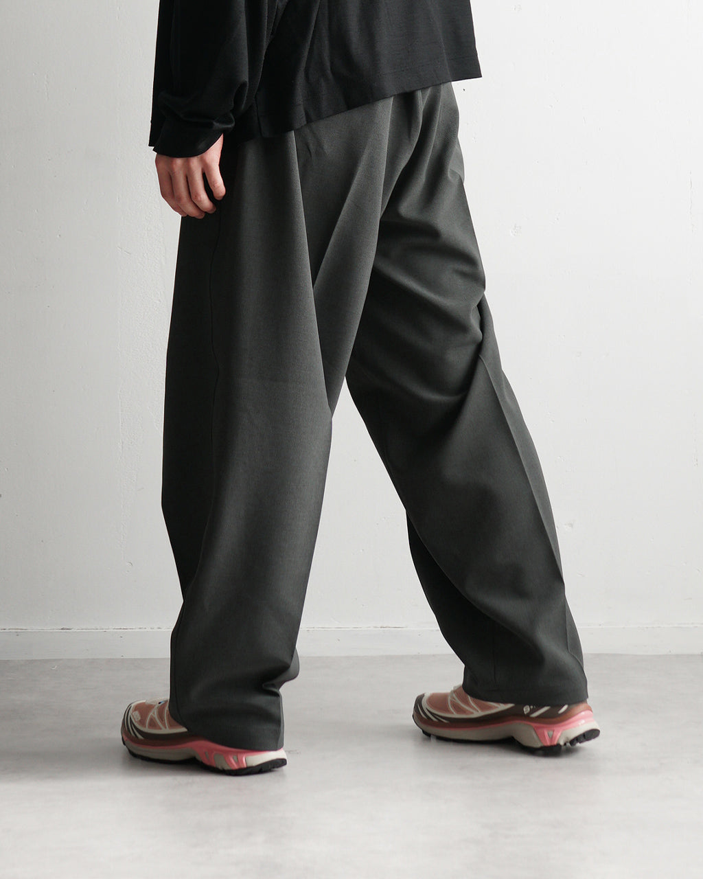 SALOMON 살로몬 XT-6 스포츠 스타일 슈즈 스니커 L47737300【무료우송】