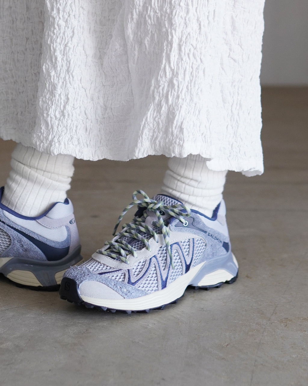SALOMON サロモン XT-WHISPER EMBROIDERY スニーカー 靴 レディース 