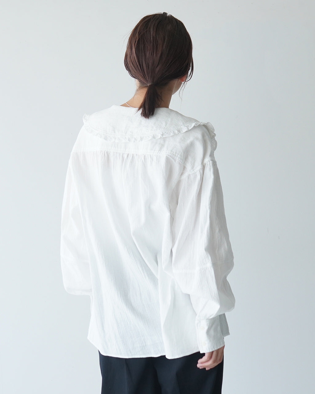 THE SHINZONE 신존 오가닉 코튼 거즈 블라우스 ORGANIC COTTON GAUZE BLOUSE 라운드 컬러 셔츠 빅 컬러 퍼프 슬리브 24 AMSBL01【무료우송】