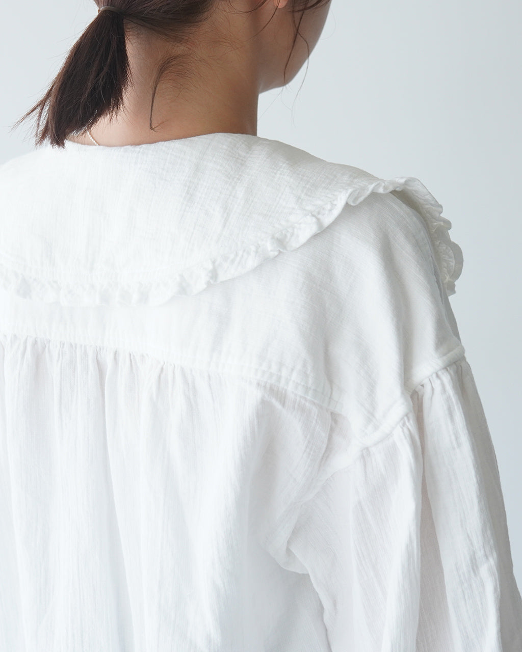 THE SHINZONE 신존 오가닉 코튼 거즈 블라우스 ORGANIC COTTON GAUZE BLOUSE 라운드 컬러 셔츠 빅 컬러 퍼프 슬리브 24 AMSBL01【무료우송】