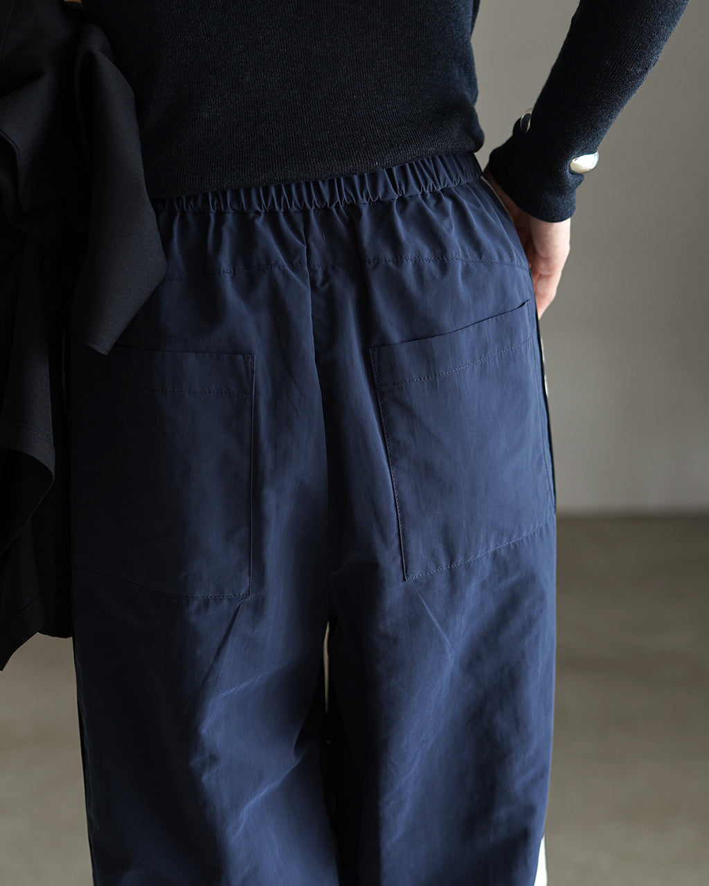 THE SHINZONE BICOLOR TRACK PANTS 25AMSPA06
