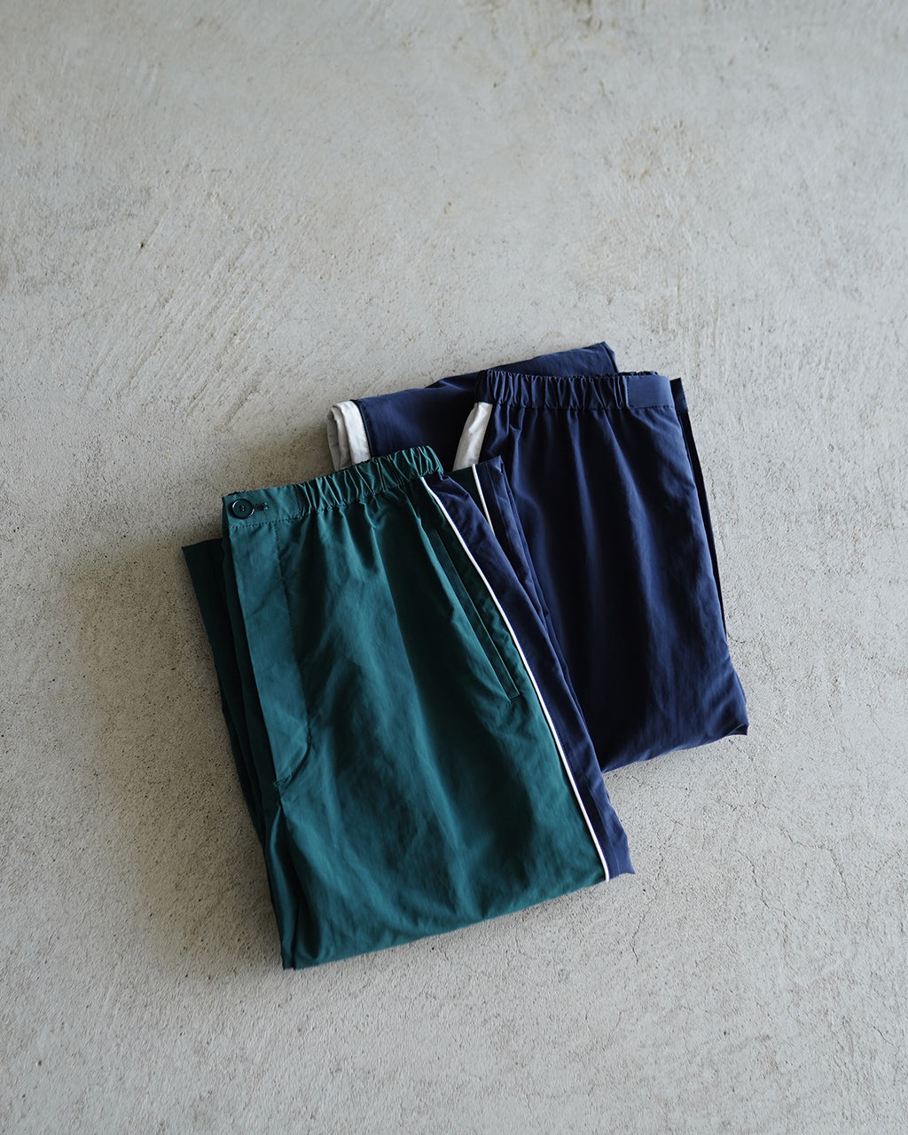 THE SHINZONE BICOLOR TRACK PANTS 25AMSPA06