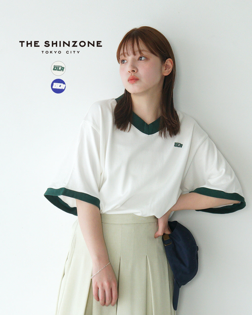THE SHINZONE シンゾーン オブリガード 半袖Tシャツ ロゴ Vネック カットソー プレーティング天竺 フットボール風 バックプリント OBRIGADO TEE 25MMSCU02【送料無料】