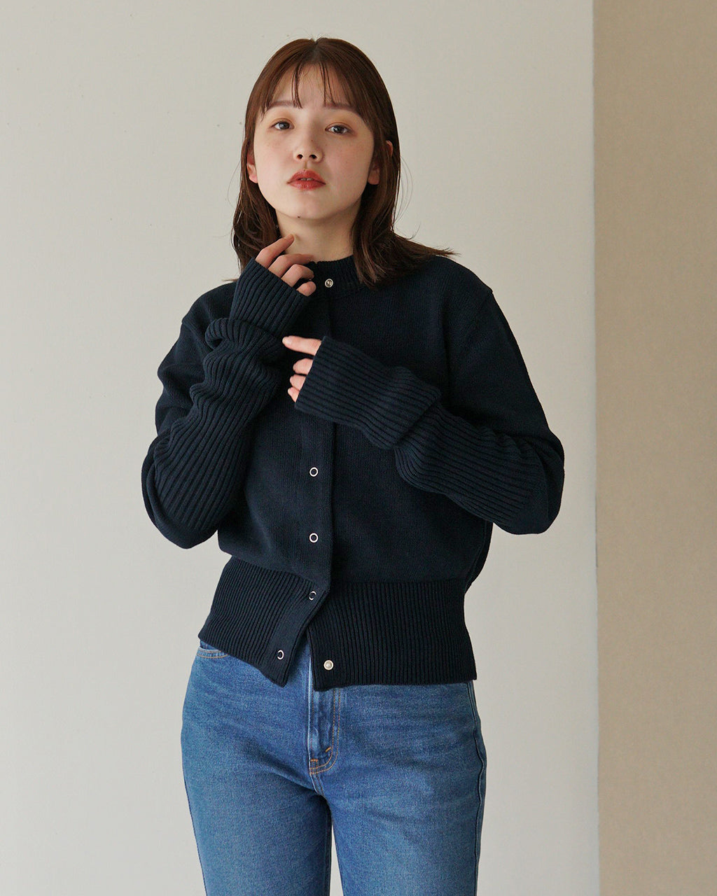 THE SHINZONE 신존 코튼 롱 그리브 가디건 COTTON LONG RIB CARDIGAN 핑거 홀 첨부 쇼트 길이 25SMSNI01【무료우송】
