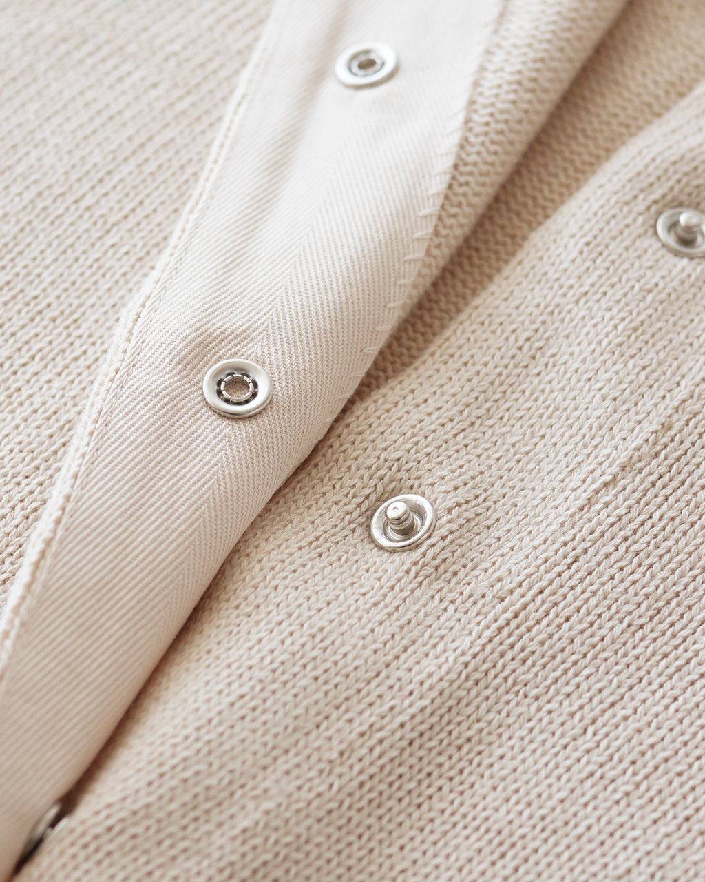 THE SHINZONE 신존 코튼 롱 그리브 가디건 COTTON LONG RIB CARDIGAN 핑거 홀 첨부 쇼트 길이 25SMSNI01【무료우송】