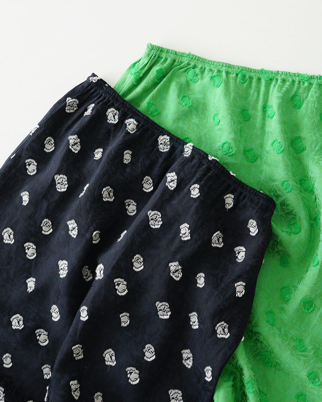 THE SHINZONE 신존 폴카 도트 자카드 스커트 SIMON DOTS JACQUARD SKIRT 타이트롱 스커트 25SMSSK01【무료우송】