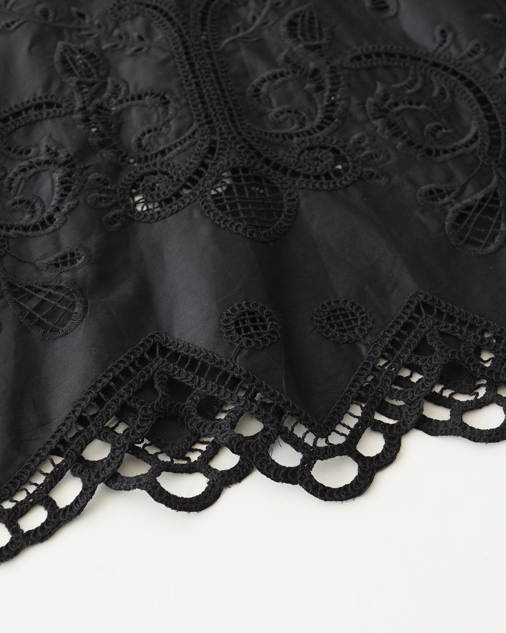 【SALE!40%OFF】刺繍レーススカート ロングスカート EMBROIDERY LACE SKIRT 25SMSSK02 フレアロング ペチコート付き