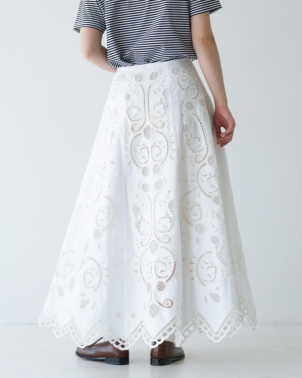 【SALE!40%OFF】刺繍レーススカート ロングスカート EMBROIDERY LACE SKIRT 25SMSSK02 フレアロング ペチコート付き