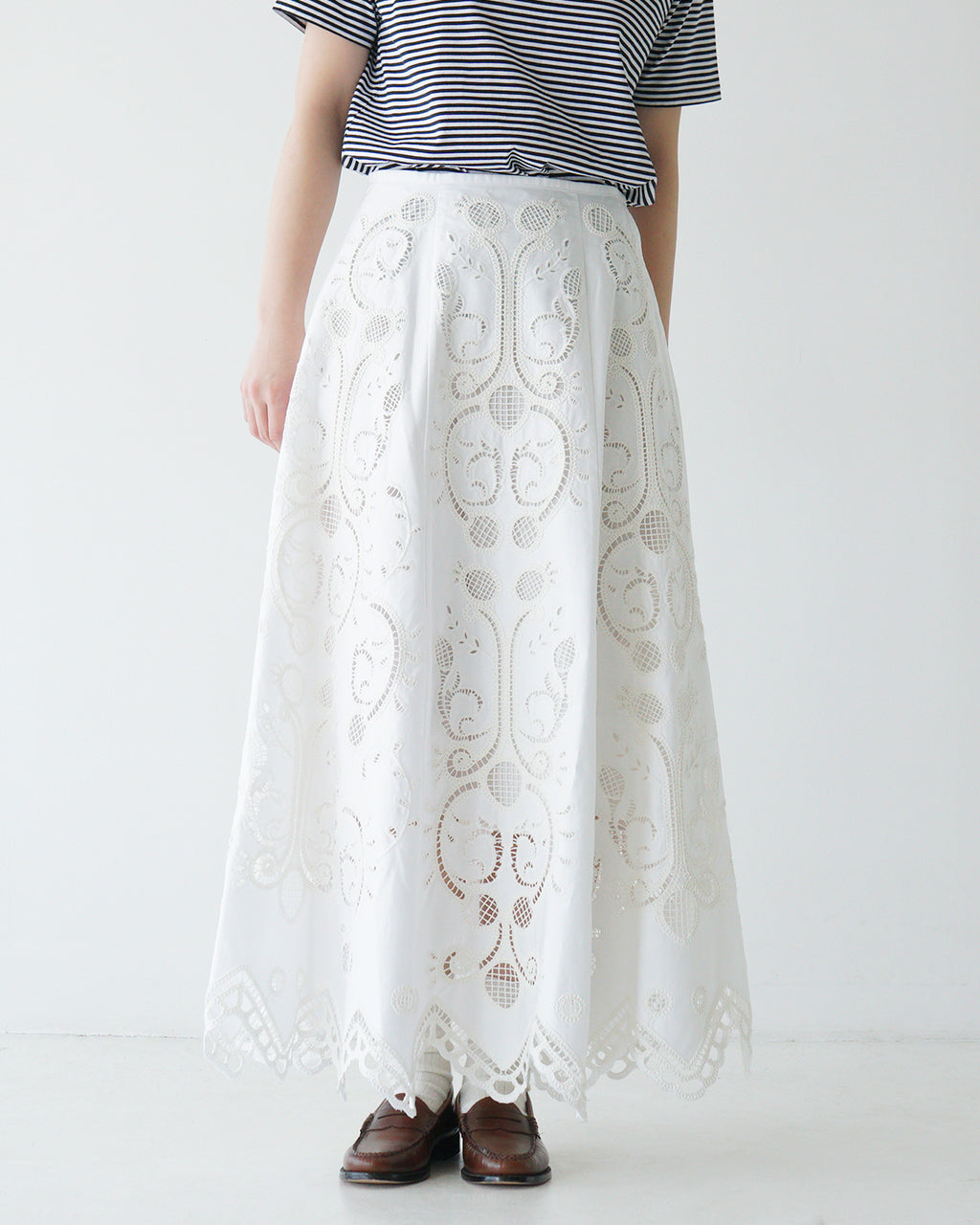 【SALE!40%OFF】刺繍レーススカート ロングスカート EMBROIDERY LACE SKIRT 25SMSSK02 フレアロング ペチコート付き