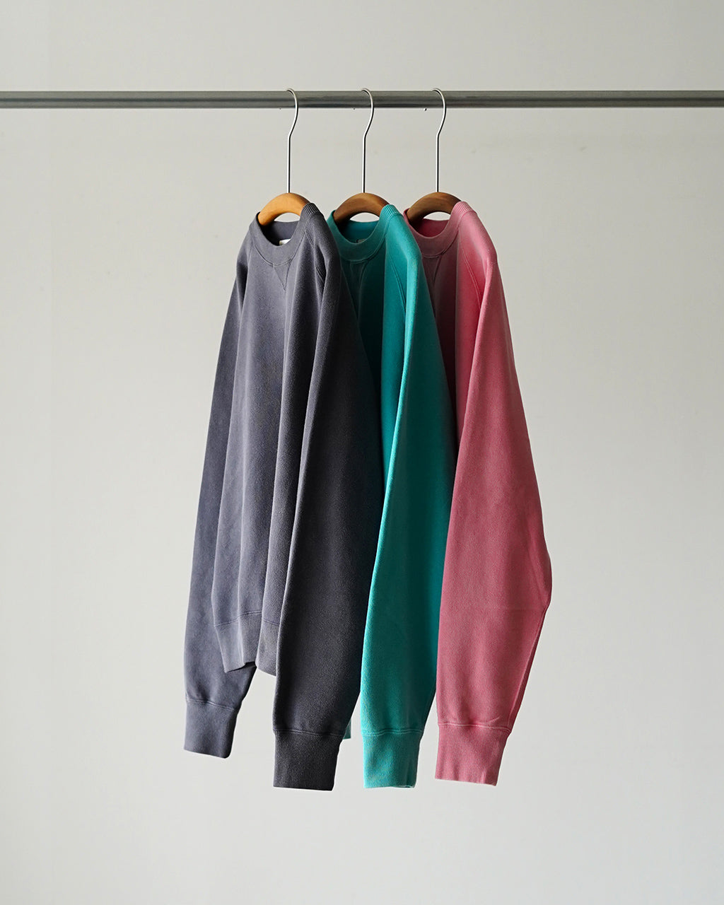 GARMENT DYED SWEATSHIRT 26SMSCU05