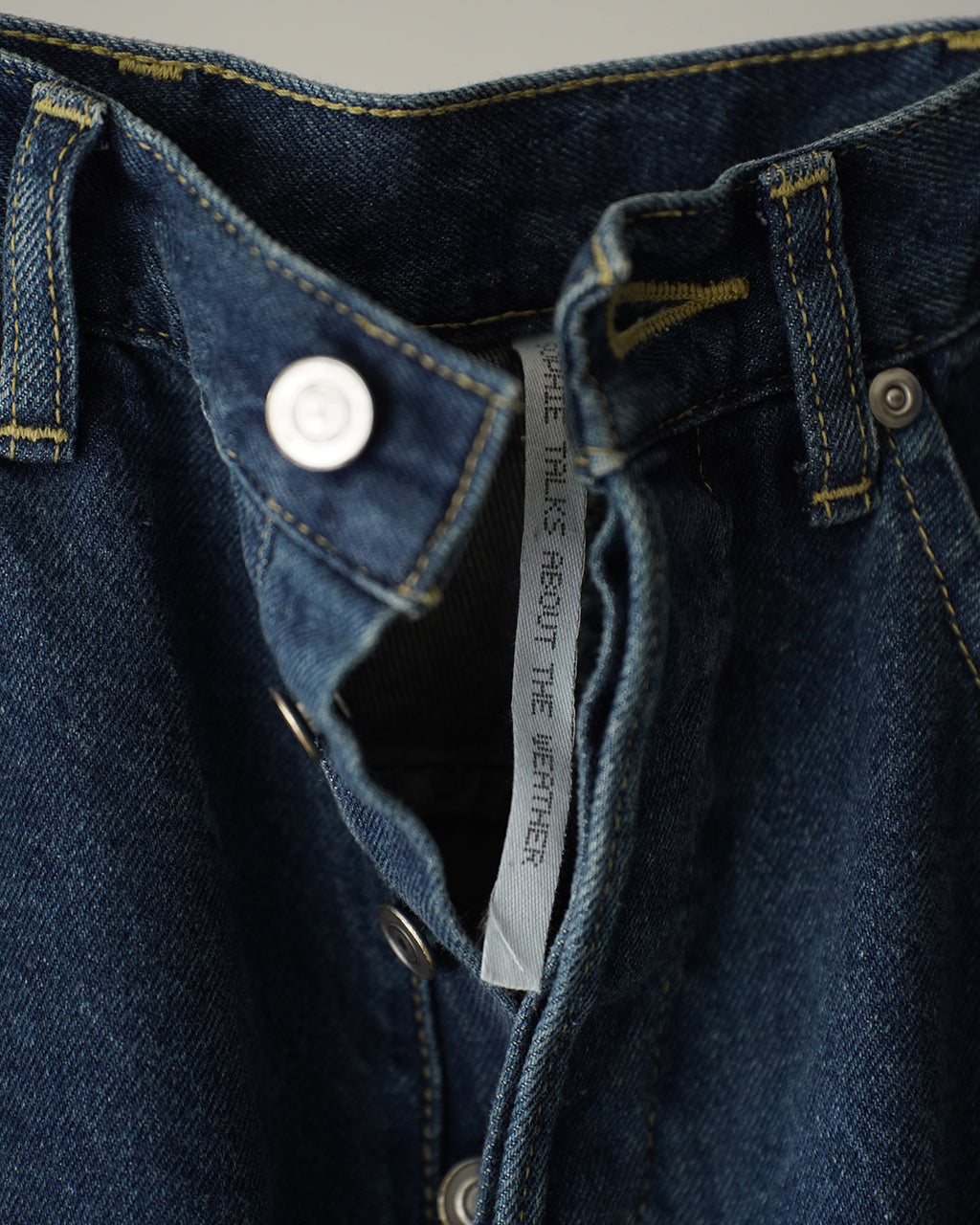 BACK CINCH JEANS COM-26S-DM01