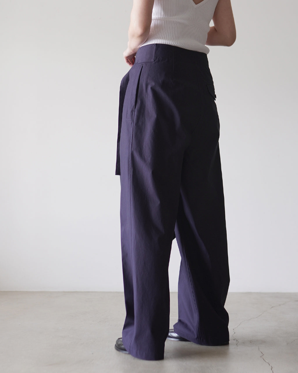 BELTED PANTS (COTTON) COM-26S-PA01