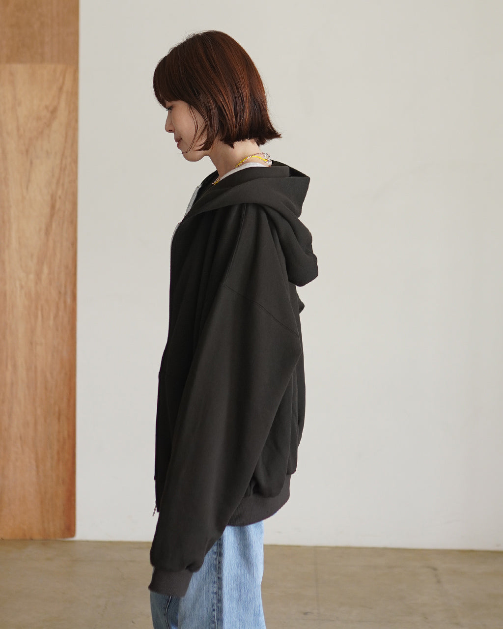 WHITE ZIP HOODIE COM-26S-CU04