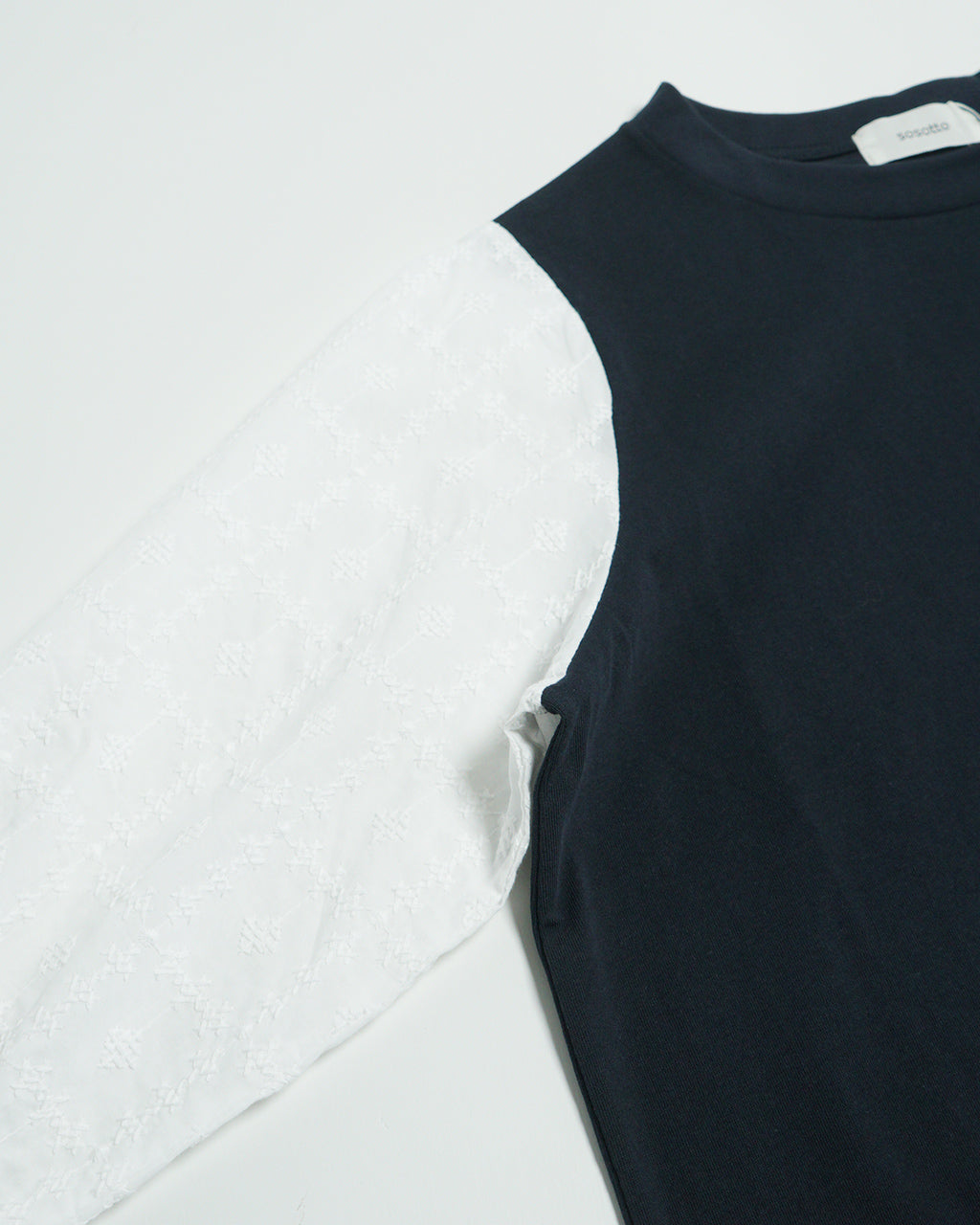 sosotto ソソット 【Crouka別注色】 32/2天竺袖クロスステッチ刺繍7分袖 ブラウス Tシャツ カットソー 長袖 重ね着シャツ風 ドッキング 42511122<別注>