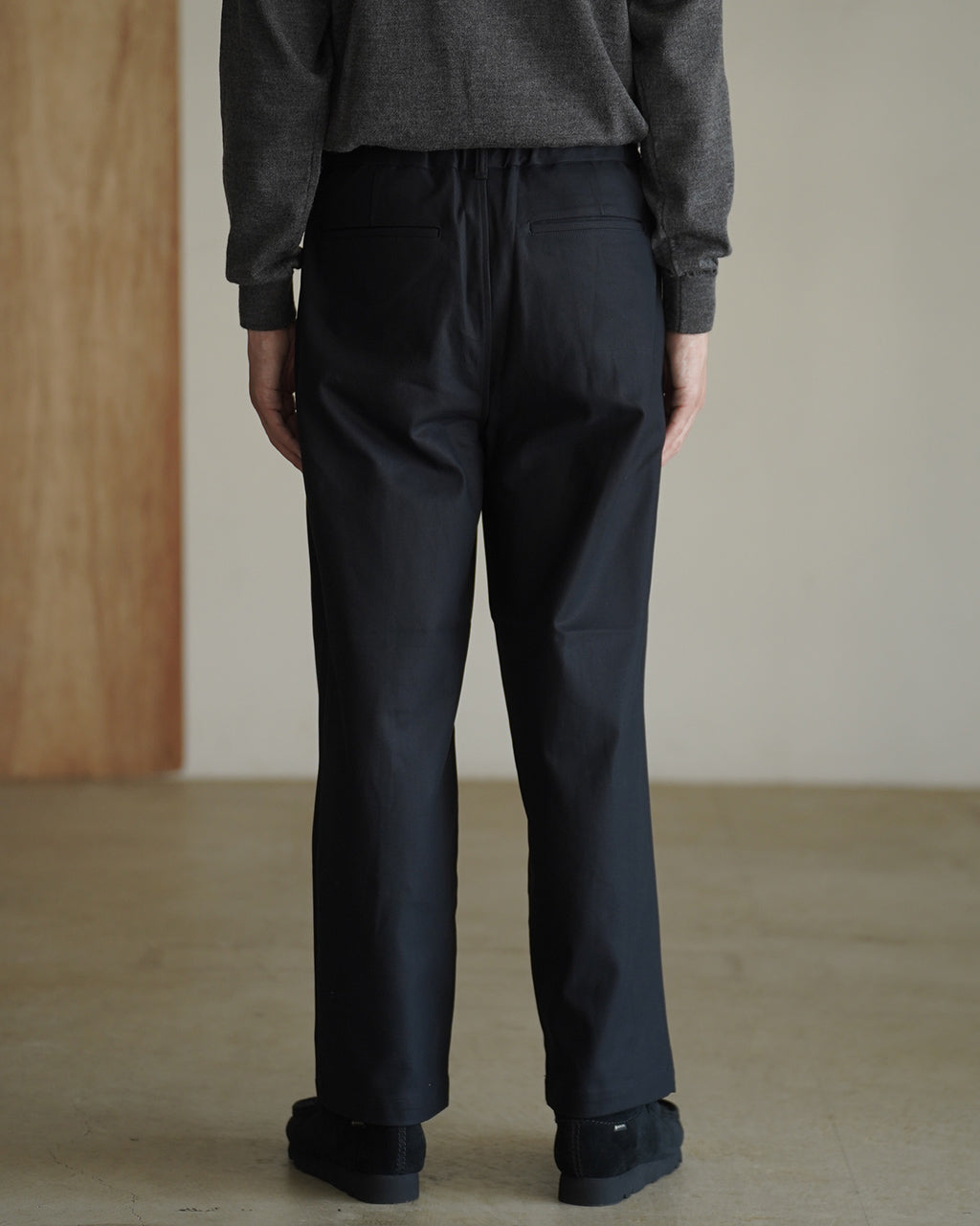 Deep tuck pressed pants PT05263