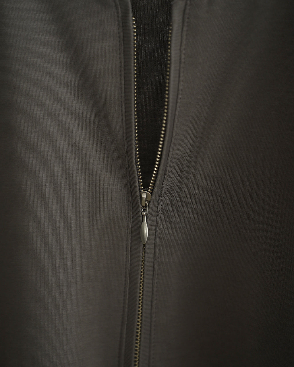 STILL BY HAND Zip up cotton jumper CS01253