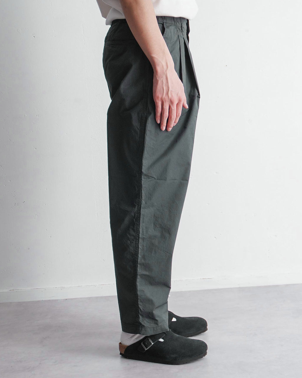 【SALE!20%OFF】2タック ワイドテーパードパンツ ガーメントダイ Garment-dye 2 tuck pants PT02251