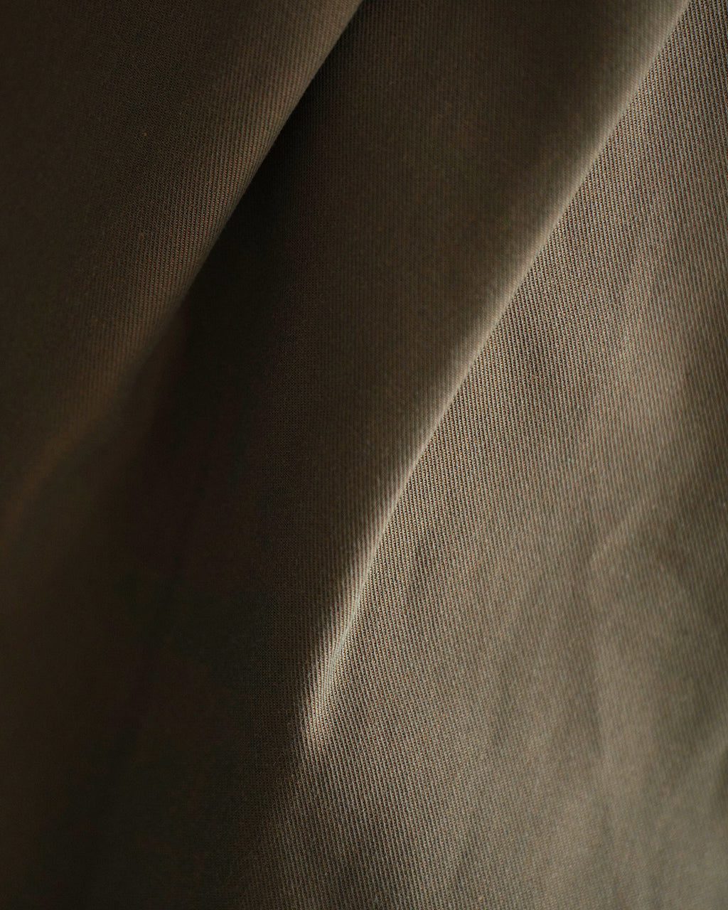 Deep tuck pressed pants PT06253