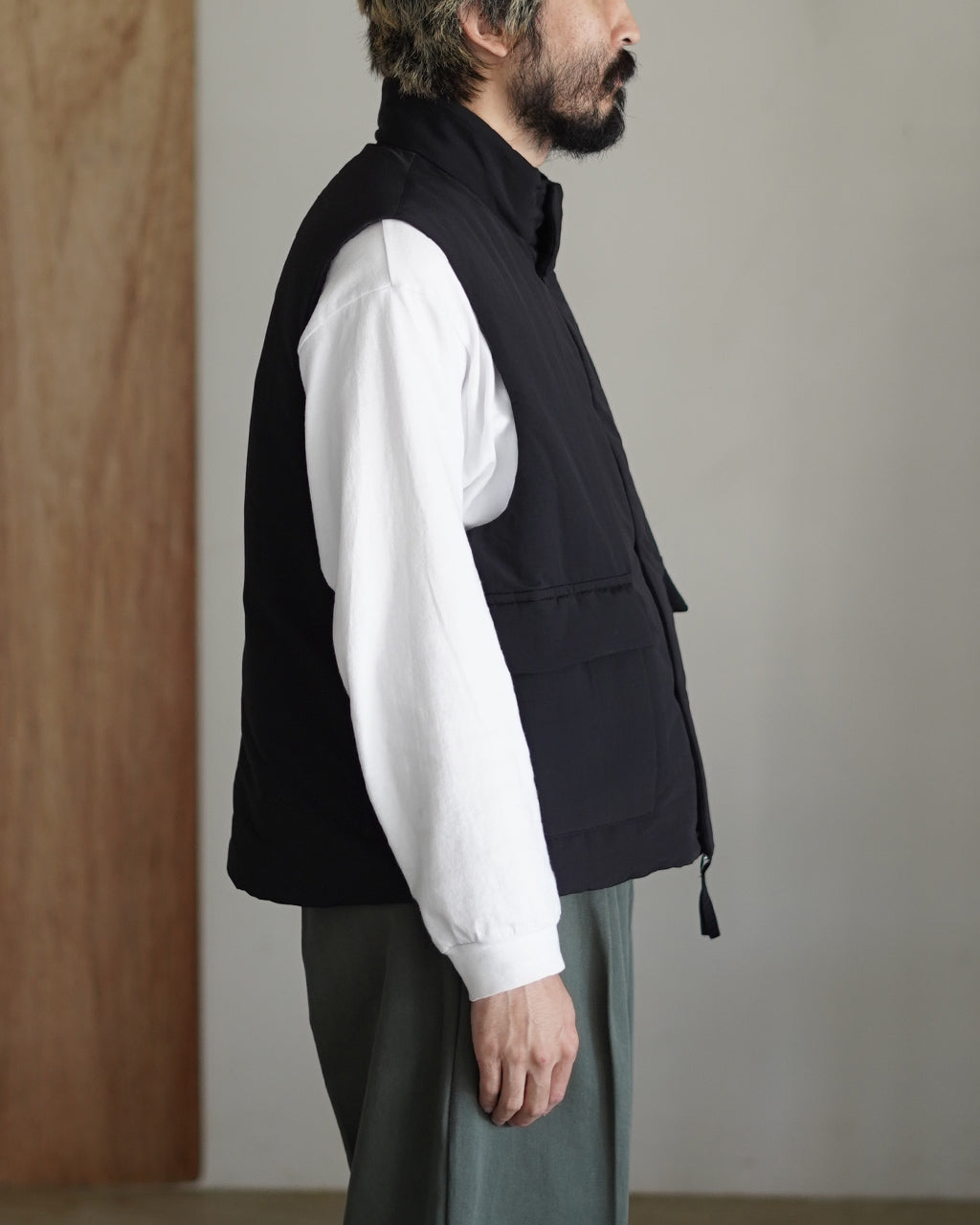 Stand collar padded vest VE01253