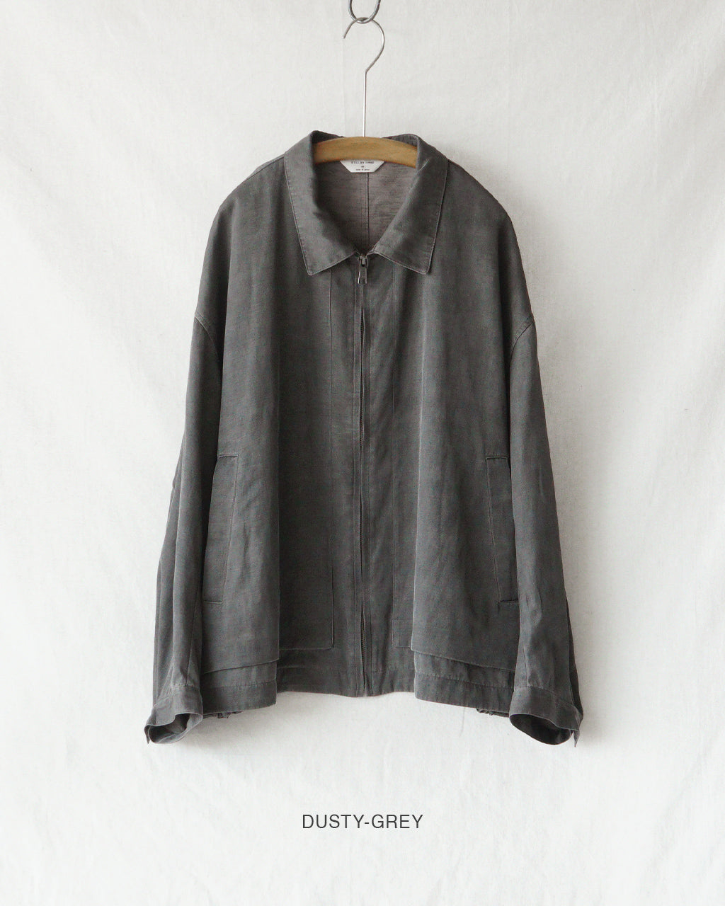 Pigment print zip up blouson BL05261