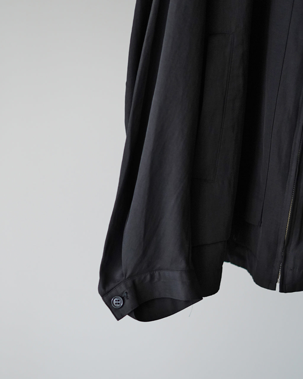 Pigment print zip up blouson BL05261