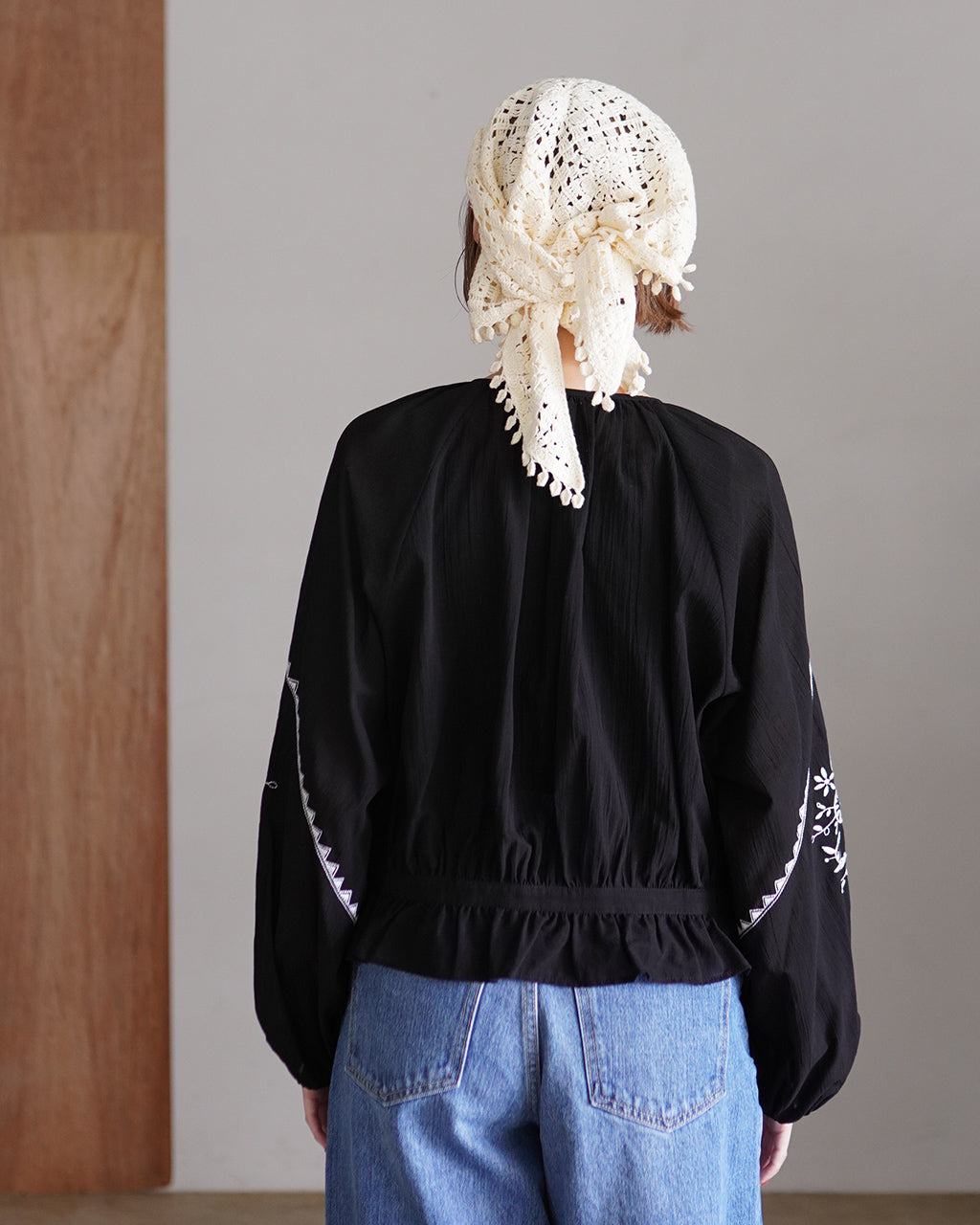 EMBROIDERED BLOUSE 26SMSBL09