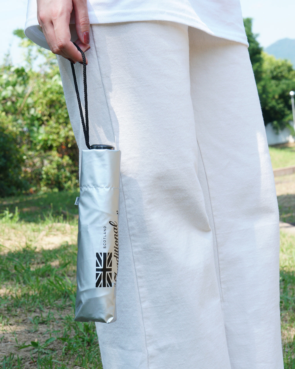 【SALE!20%OFF】Traditional Weatherwear トラディショナルウェザーウェア 折りたたみ傘 LIGHT WEIGHT UMBRELLA 晴雨兼用 日傘 UVカット A251SLGGO0332PF